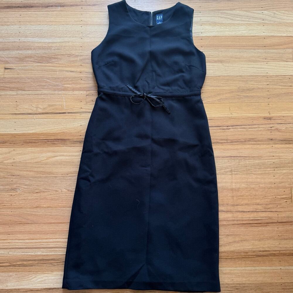 Gap Black Sleeveless Sheath Shift Dress Size 6 Professional Career Cocktail
